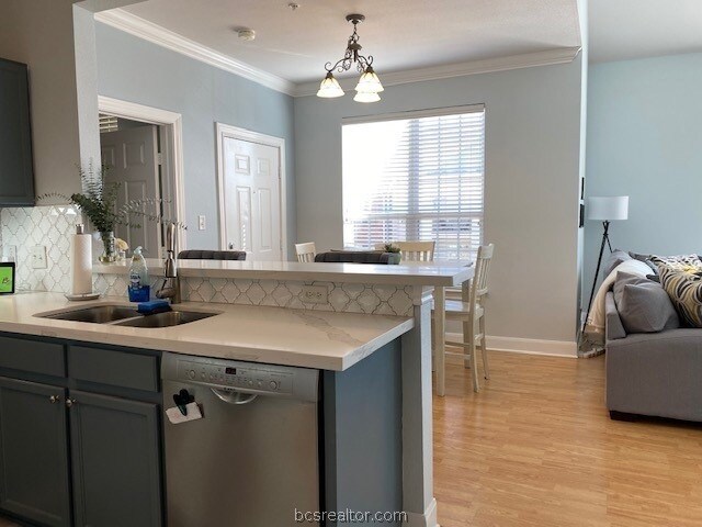 Building Photo - 801 Luther W St