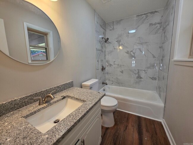 Building Photo - 3 Apache Dr