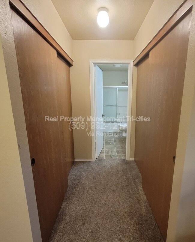 Building Photo - 5010 E Killdeer Ct