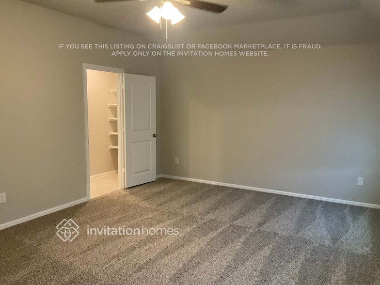 Building Photo - 437 Blanco Dr