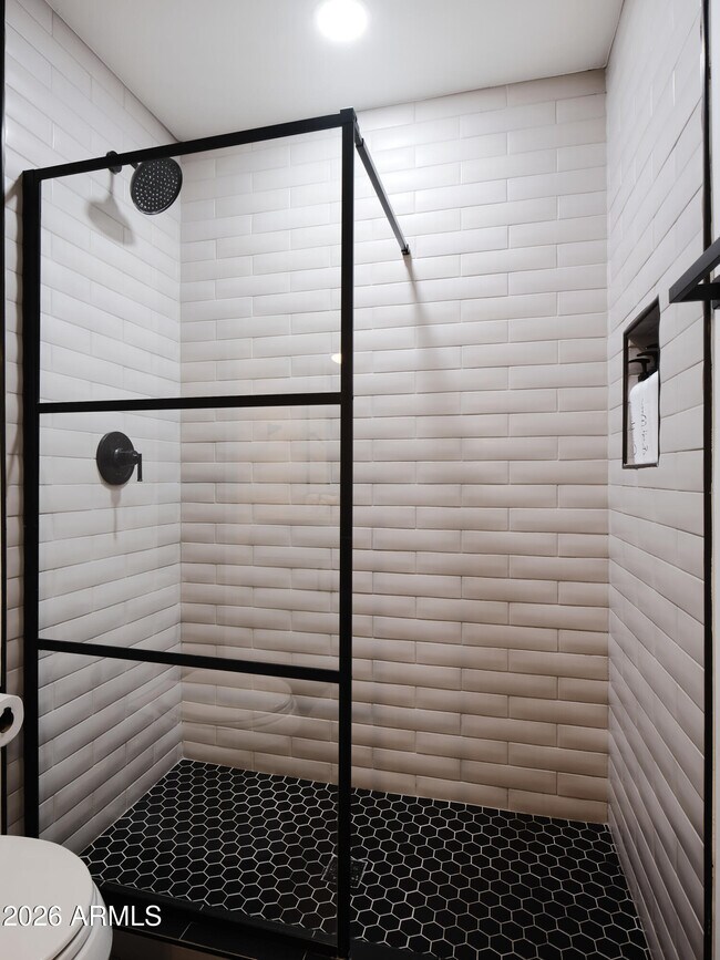 Building Photo - 15218 N 61st St