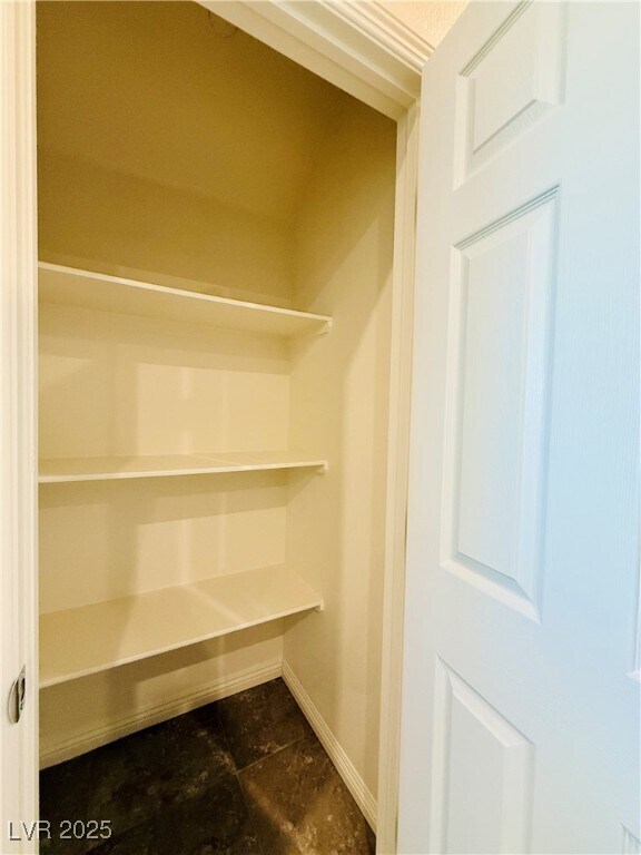 Building Photo - 460 Ylang Pl
