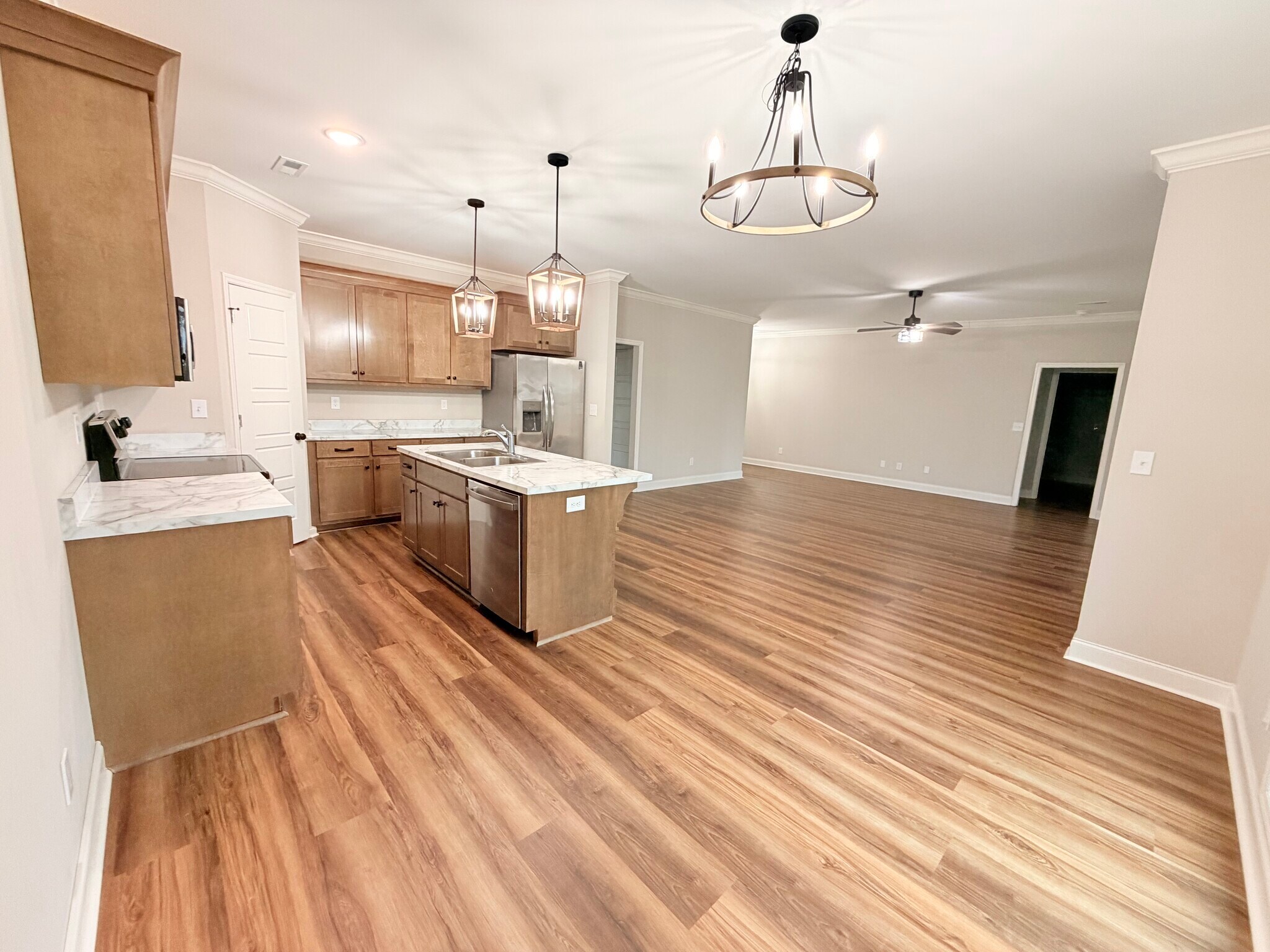 Building Photo - 10515 Wall Triana Hwy