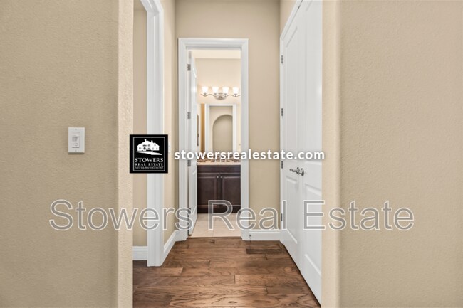 Building Photo - 1642 Pinot Pl