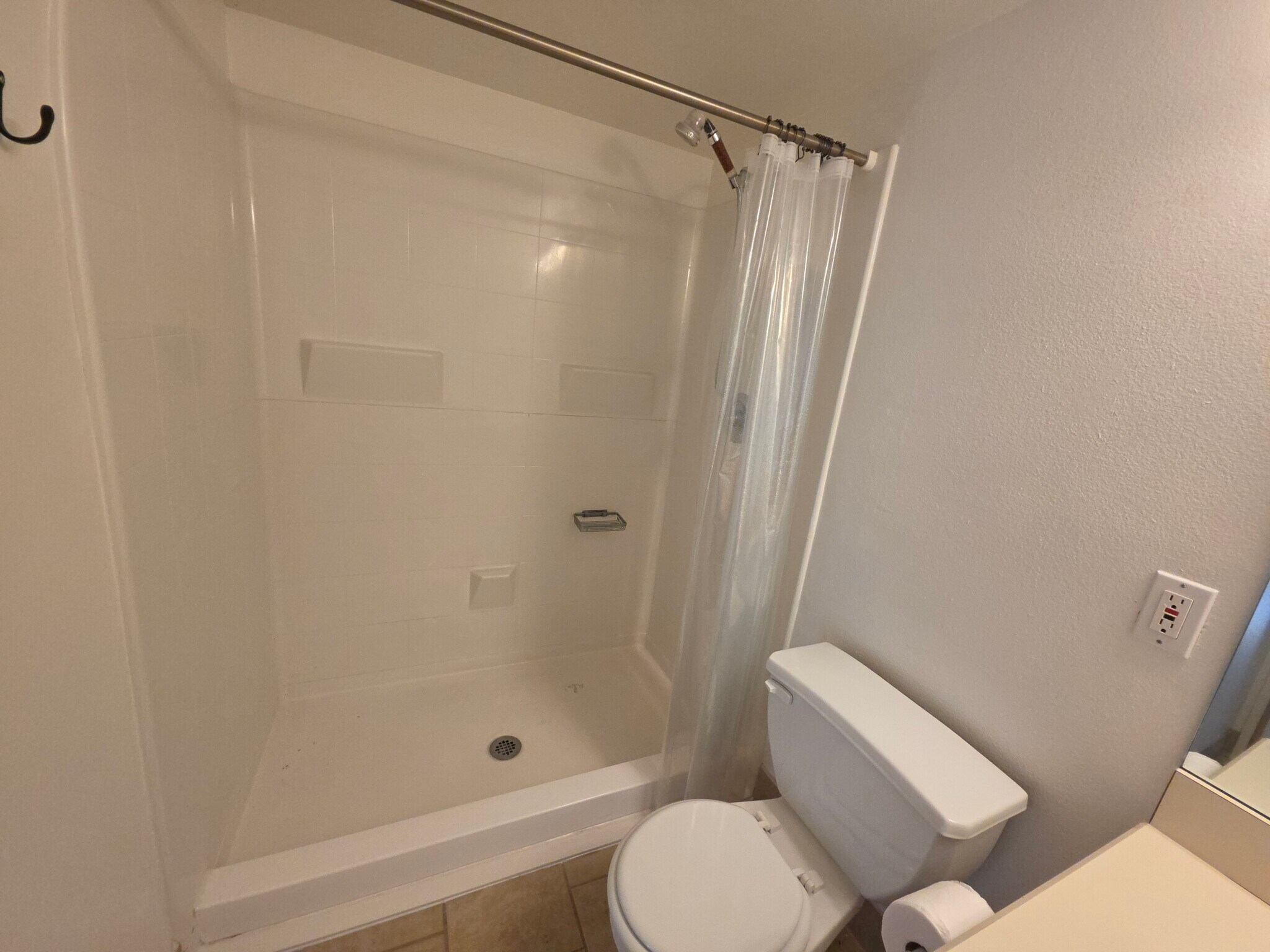 Building Photo - 1601 Big Tree Rd