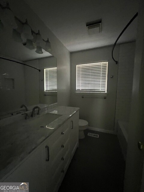 Building Photo - 1426 Northgate Dr