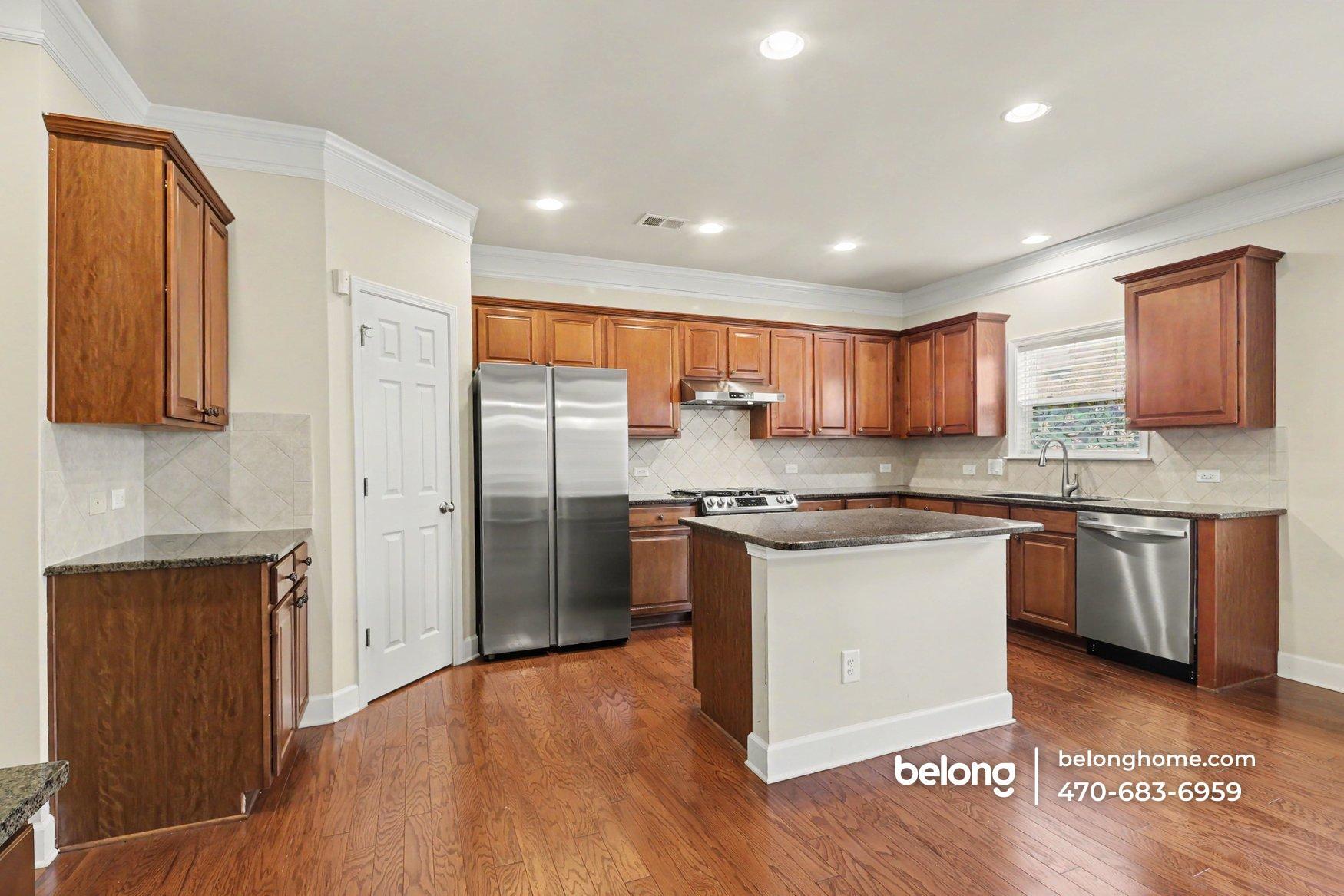 Building Photo - 824 Autry Oak Ct