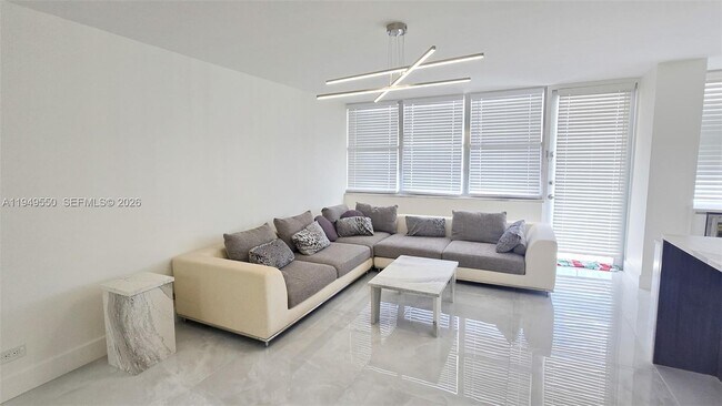 Building Photo - 250 174th St