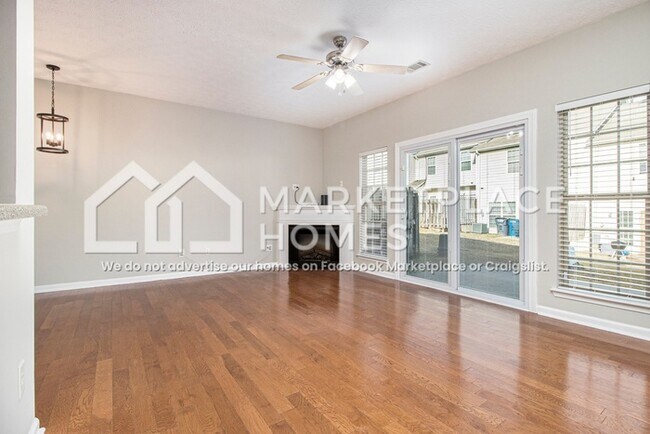 Building Photo - 4157 Park Chase Dr