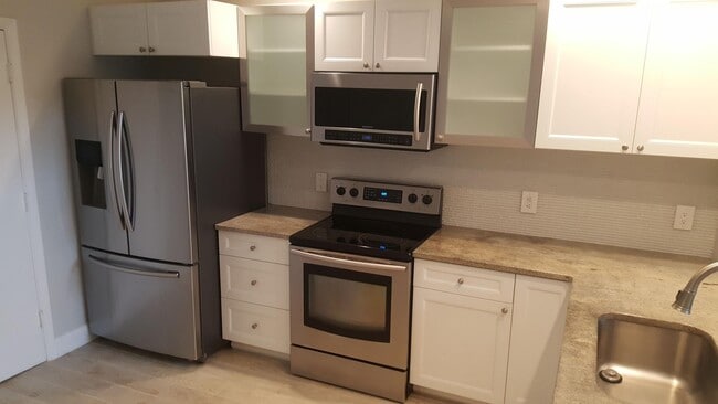 Building Photo - 17046 Boca Club Blvd