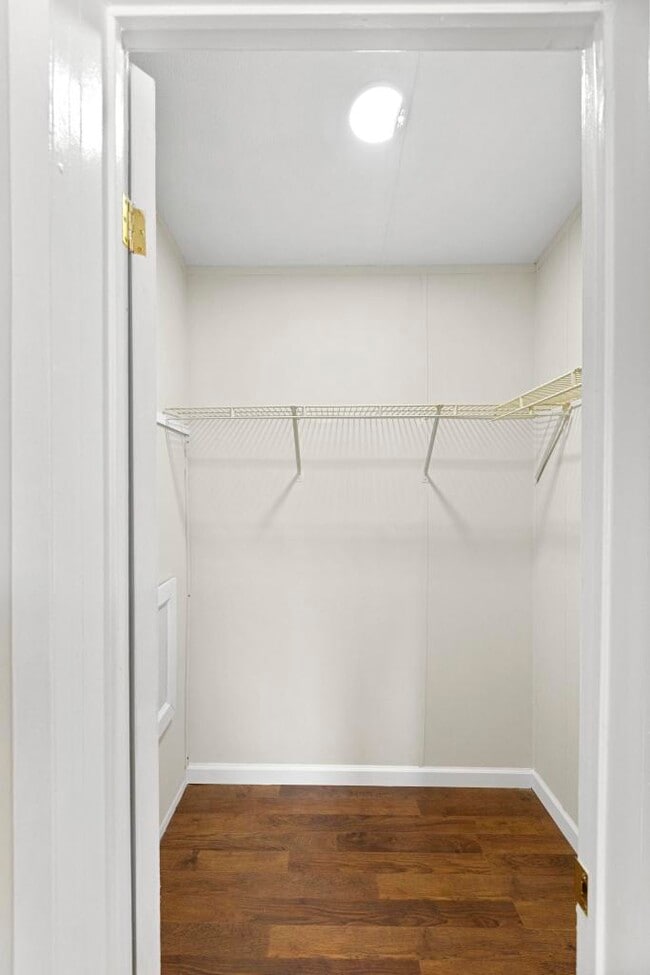 Building Photo - 137 Wendy Hill Ln