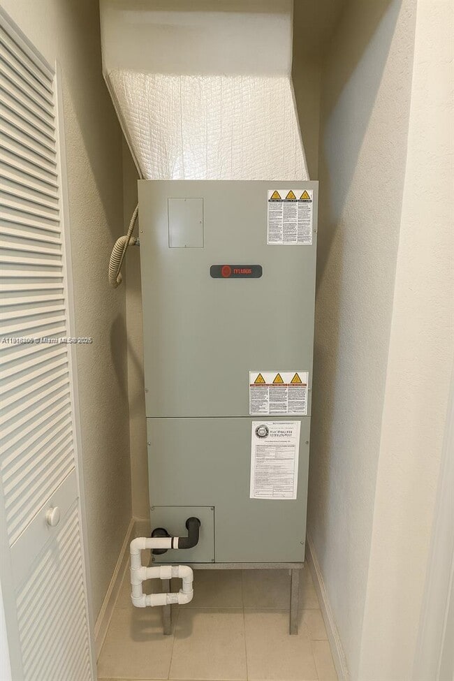 Building Photo - 3386 W 106th Terrace