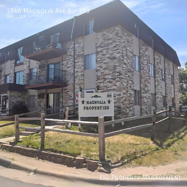 Building Photo - 1846 Magnolia Ave E