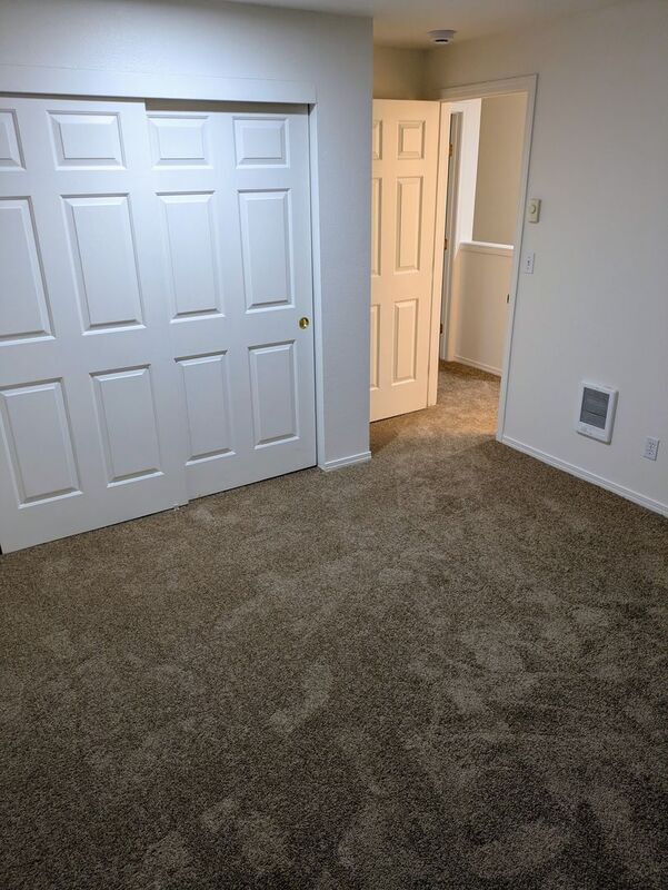 Building Photo - 17979 SW 115th Ave