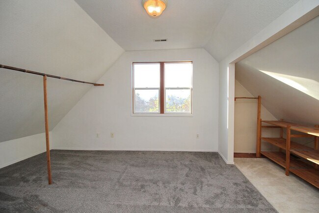 Building Photo - 3308 N Missouri Ave