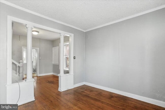 Building Photo - 135 E Antietam St