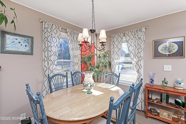 Building Photo - 1114 Wildwood Ave