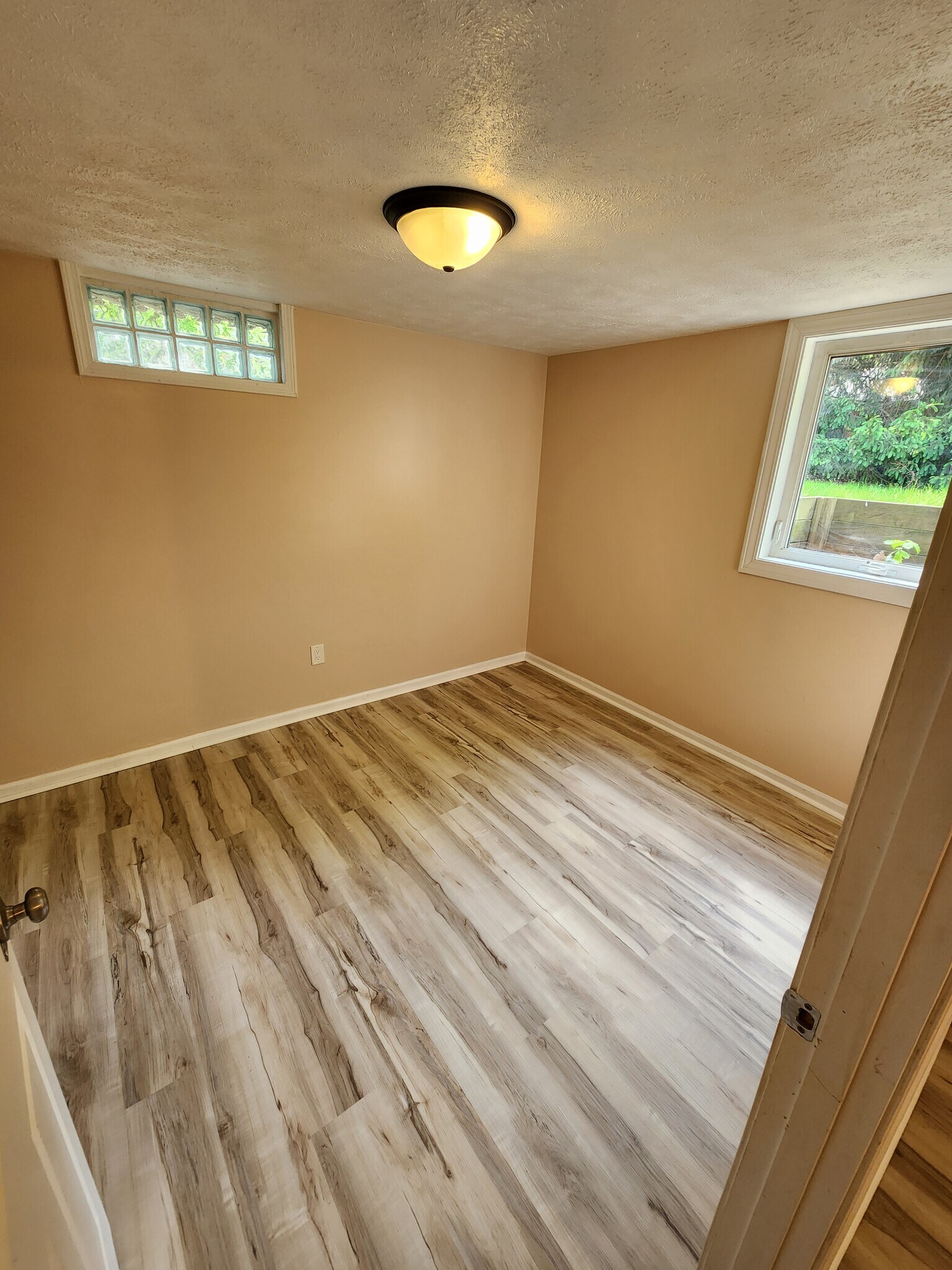 3rd Bedroom Downstairs - 1345 Carriage Hill Dr SE