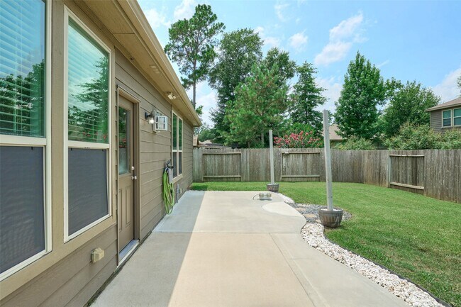 Building Photo - 2214 Timberland Country Ct