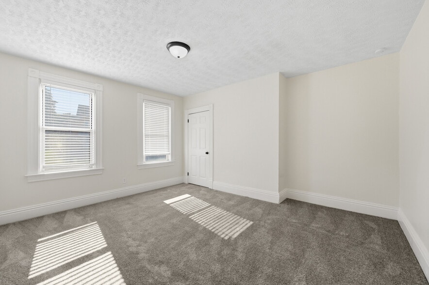 Building Photo - 1642 Methyl St