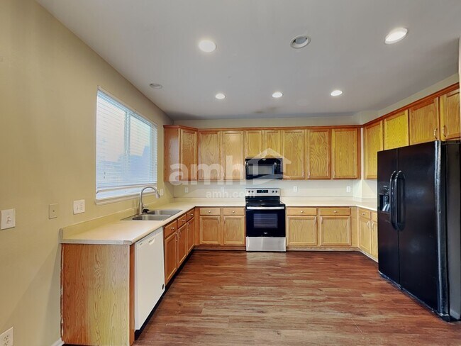 Building Photo - 4291 Threshing Dr