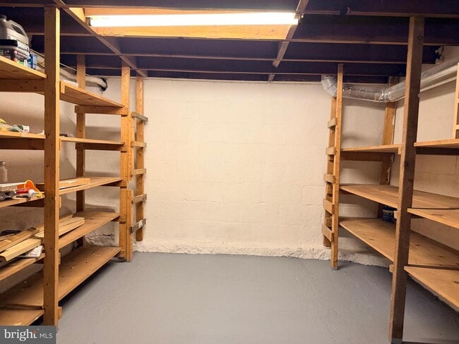 Building Photo - 8710 Pamper Ln