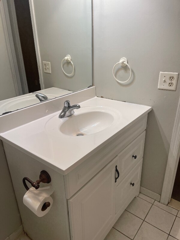 Building Photo - 1132 Sawmill Rd