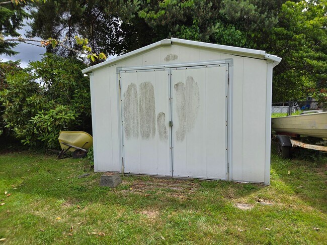 Building Photo - Montesano Historic Home for Rent