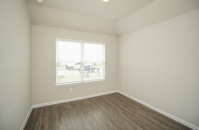 Building Photo - 3331 Rosselli Brush Dr
