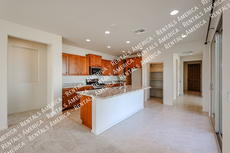 Building Photo - 18675 N 268th Ave