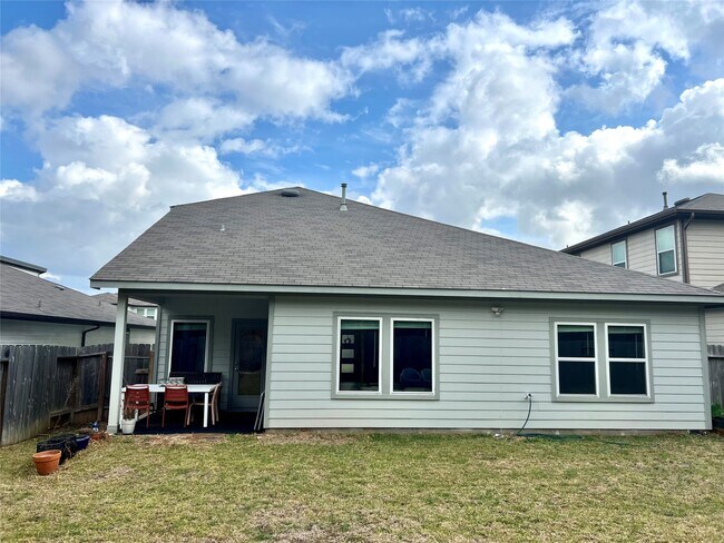 Building Photo - 14233 Wonder Lake Ln