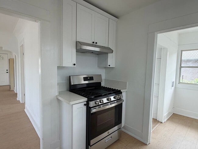 Building Photo - 7707 Miramonte Blvd