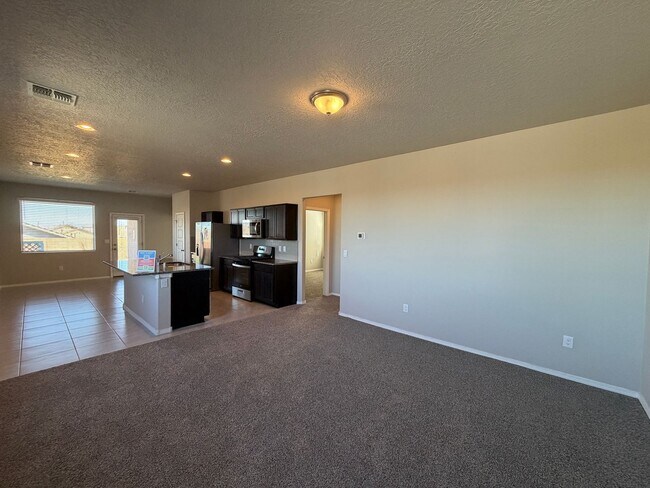 Building Photo - 4875 Mount Salas St NE