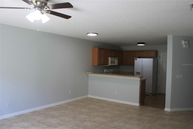 Building Photo - 669 Cresting Oak Cir