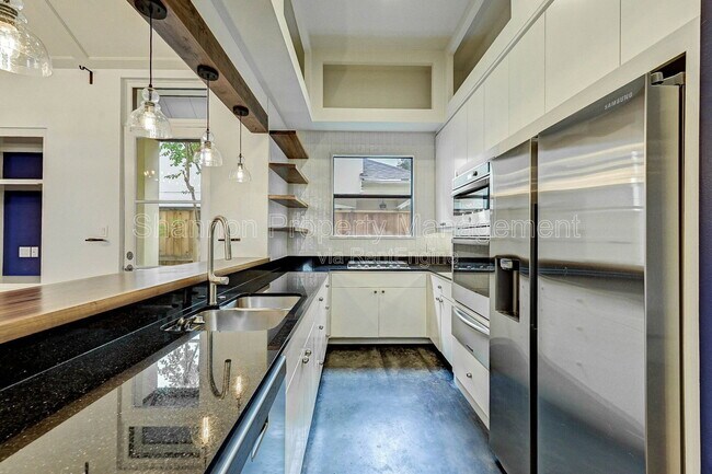 Building Photo - 3128 Alabama Ct