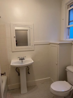 Building Photo - 660 16th Ave