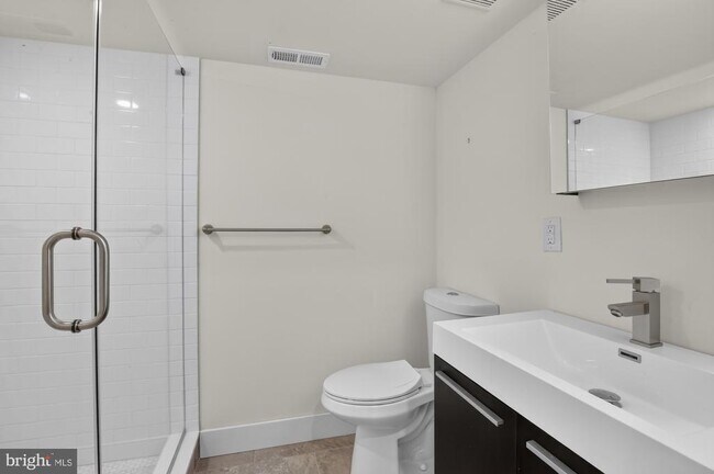 Building Photo - 1259 S 19th St