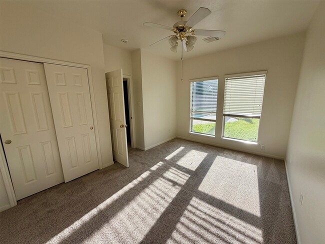 Building Photo - 2317 Orleans Ln