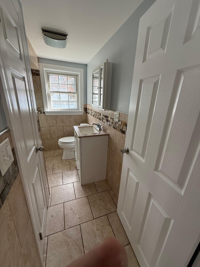 Building Photo - 40 Sundance St