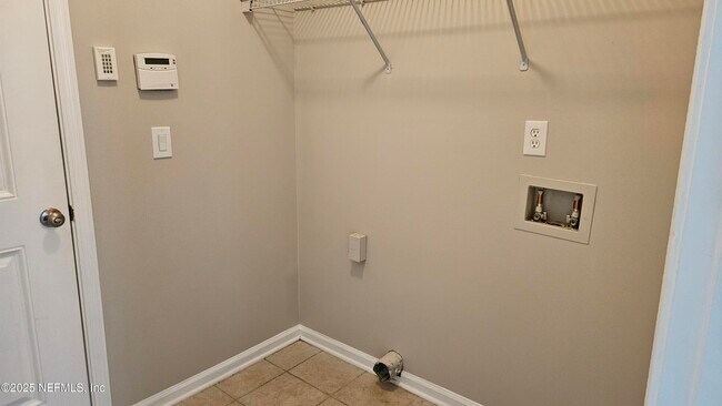 Building Photo - 2203 TIMBERLAND Ct