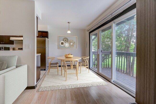 Building Photo - 231 Dakota Ct