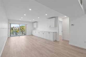 Building Photo - 7765 SW 86th St