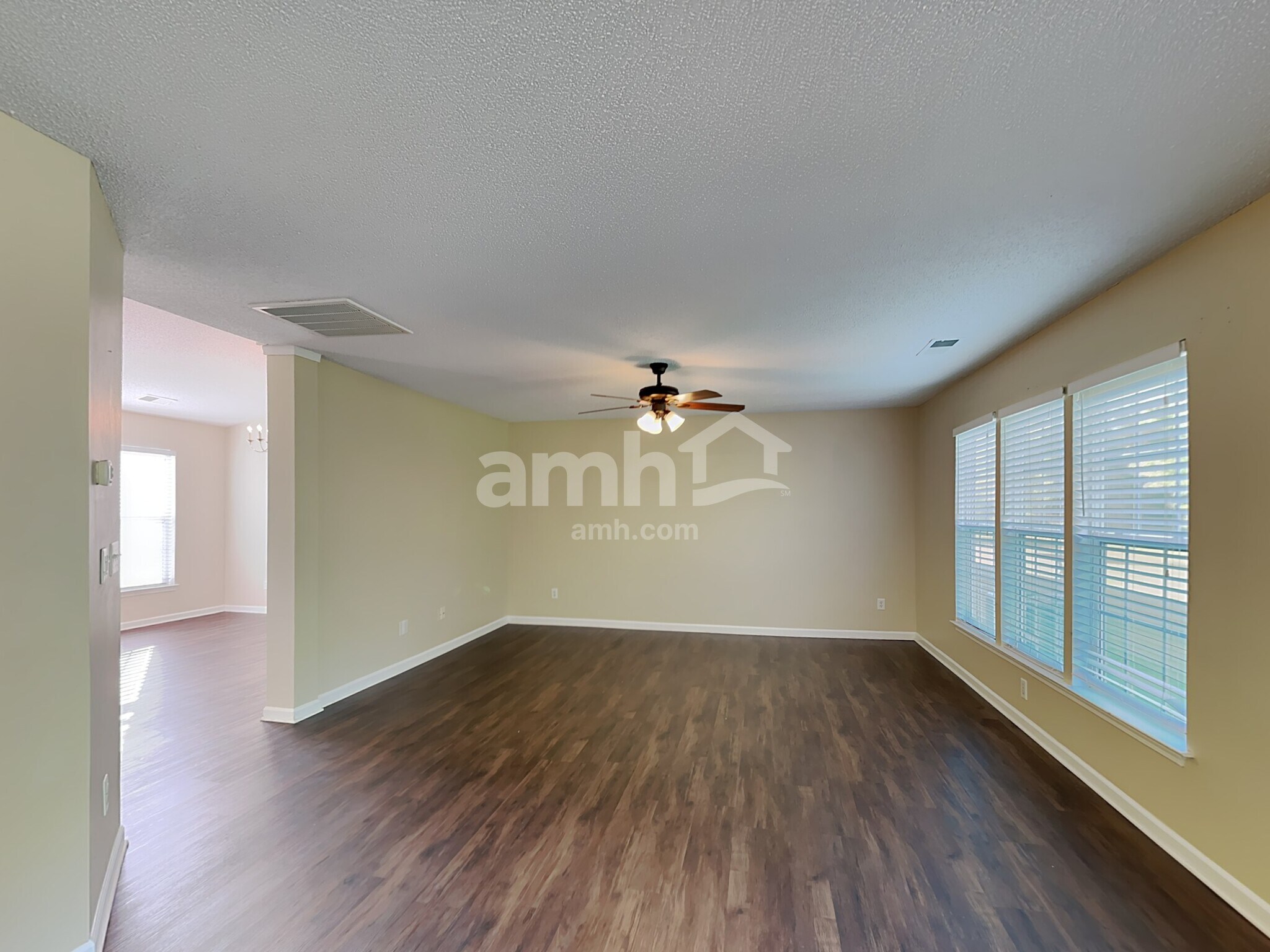 Building Photo - 1079 Chapel Creek Rd