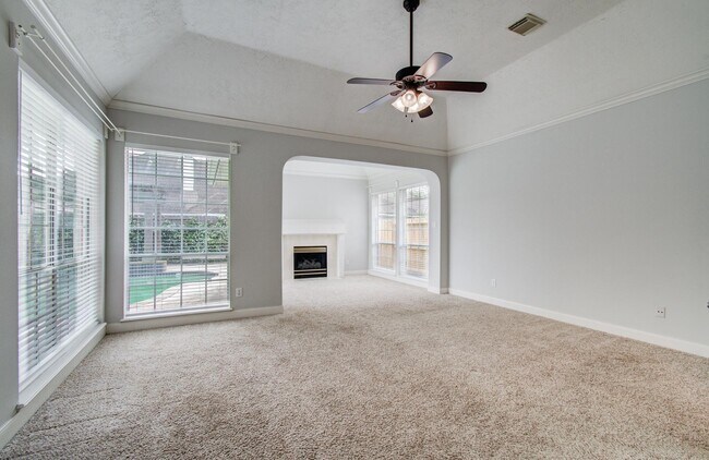 Building Photo - 1311 Hopkins Park Dr