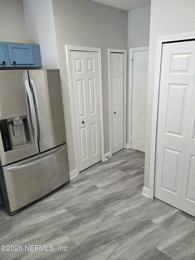 Building Photo - 307 Southern Branch Ln