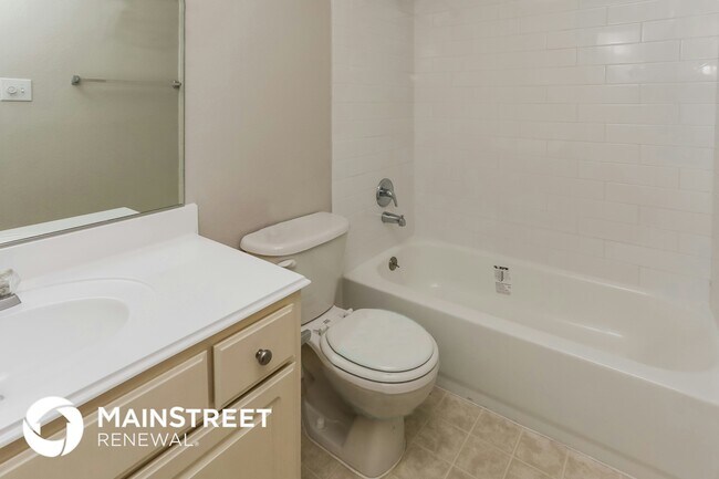 Building Photo - 3164 Kingswood Ct