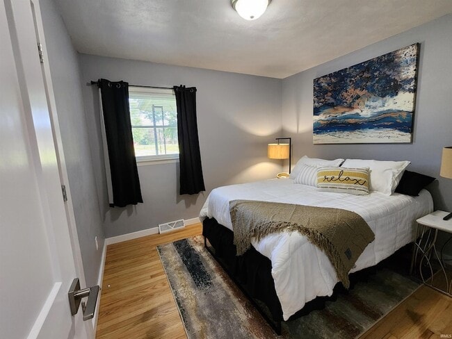 Building Photo - 6600 IN-45