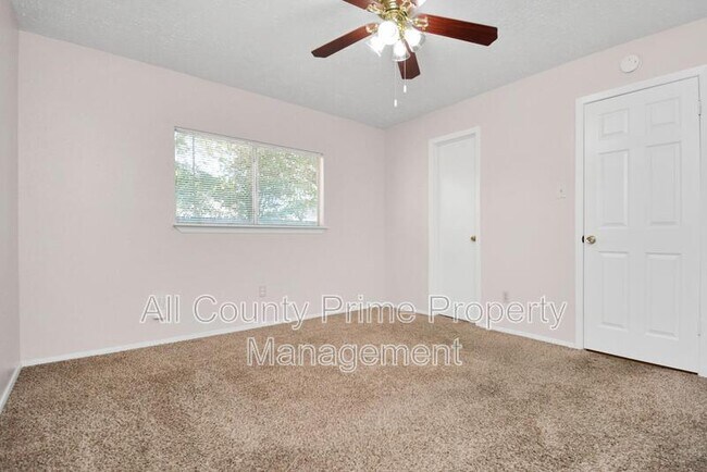 Building Photo - 19214 Cypress River Dr