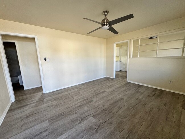 Building Photo - 3-Bedroom with Garage in Cul-de-Sac