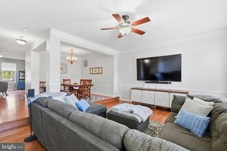 Building Photo - 20060 Northville Hills Terrace